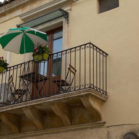 Noto Bedda Bed&Breakfast מראה חיצוני תמונה